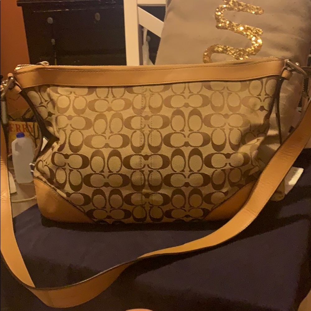 Gorgeous COACH messenger monogrammed bag